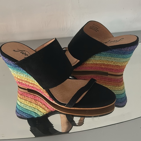 🆕 FREE PEOPLE Glorieta Rainbow Heel Espadrille Wedge Sandal Women’s size 6.5 NWT - Picture 16 of 16